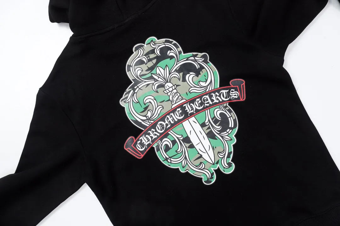 Q09—P230 -Chrome Hearts/Chrome Hearts printed zipper sweatshirt cardigan jacket -420 grams of high-density, high-quality wool, soft, delicate and skin-friendly, soft and silky to the touch, warm and skin-friendly -The hardware zipper accessories are all customized and full of details -Colour: black -Size: S M L XL